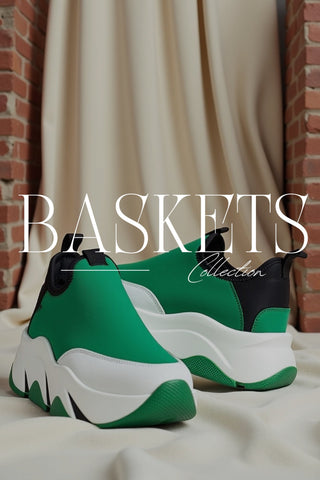 Baskets femme multicolores avec des tons de brun et beige, semelle épaisse sculptée, et lacets blancs.
